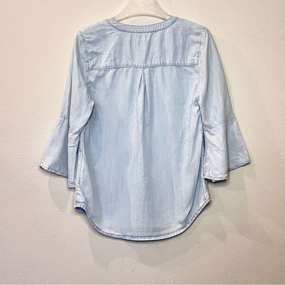 Chico’s Chambray Popover Top - Picture 3 of 11